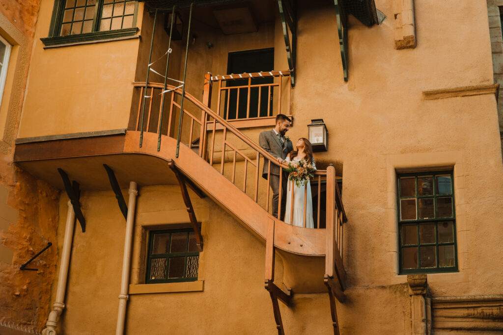 Eloping in Edinburgh: Elopement at Riddles Court, Edinburgh. 
